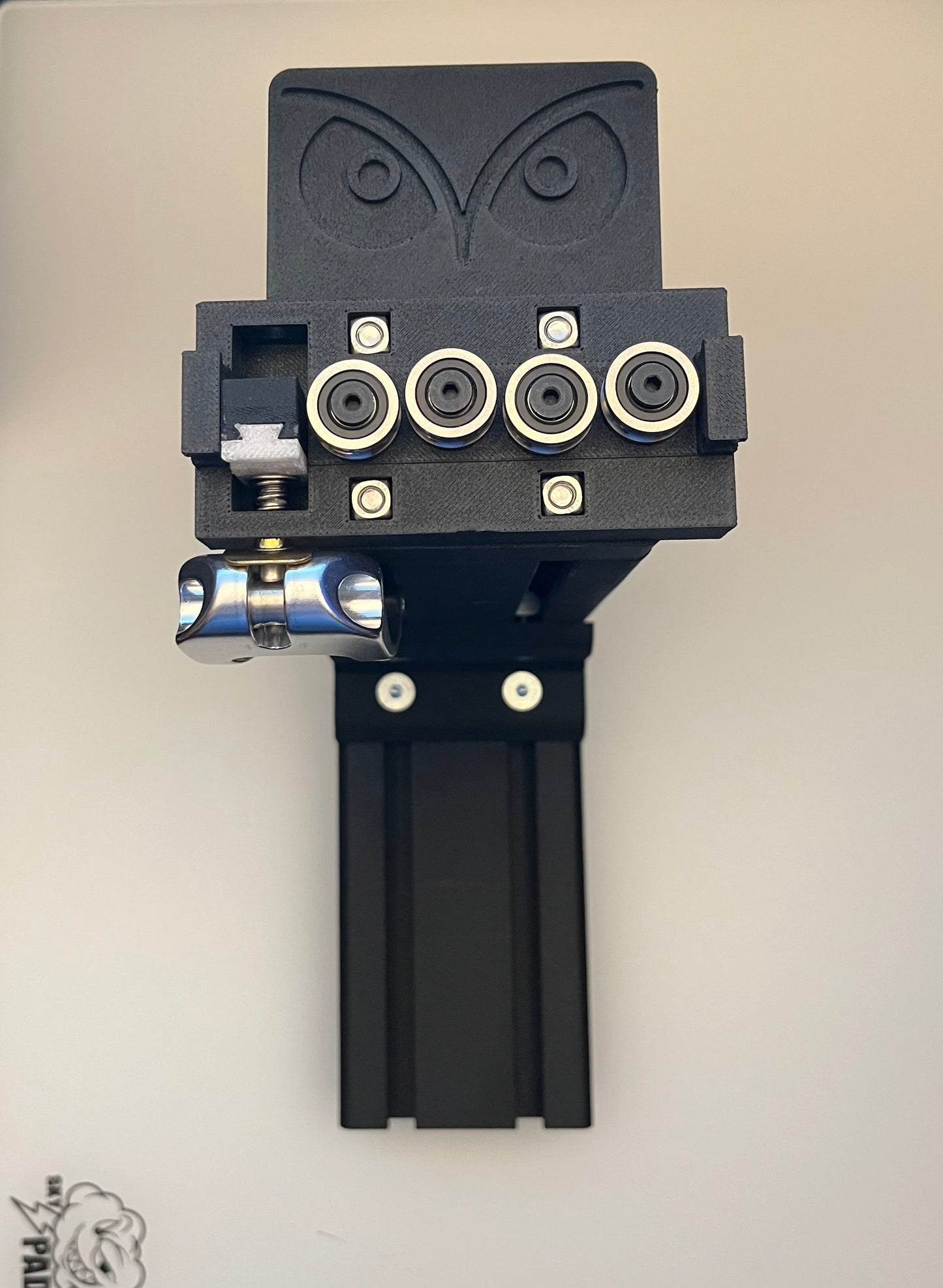Metric 4080 Extrusion - Desk Mount